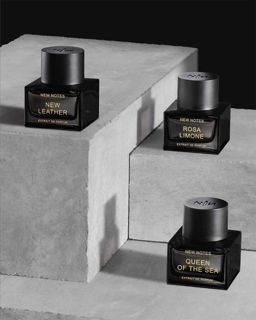 New Notes Parfum Copertina Profumeria Immagine Torino